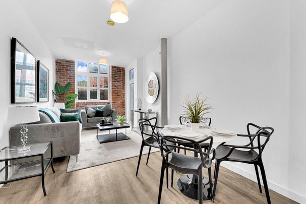 2 bedroom flat to rent - Photo 1