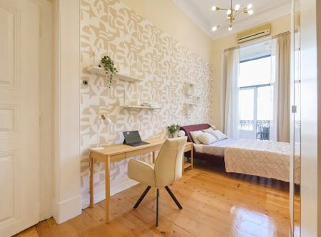 Largo Vitorino Damásio, Lisbon, Lisbon 1200-872 - Photo 3