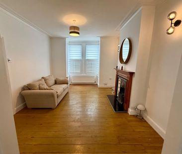 3 Bed Terraced House, Brafferton Road, CR0 - Photo 1
