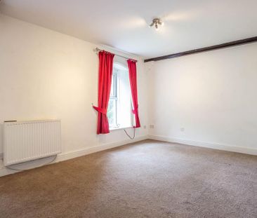 3 bedroom barn conversion to rent - Photo 2