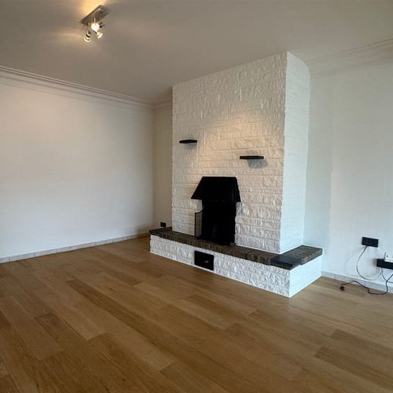 Appartement te huur - foto 1