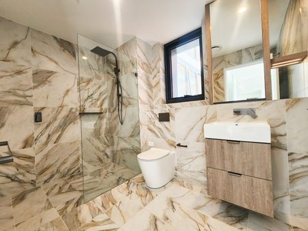 Level 11, 1103/8 Hinchcliffe Place, Zetland NSW 2017 - Apartment For Rent | Domain - Photo 4