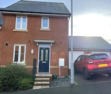3 bedroom end of terrace house to rent - Photo 4