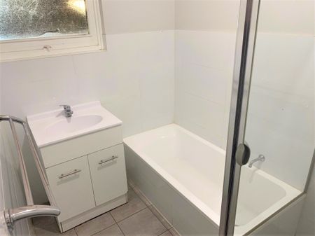 10 Wattle Street CAMPBELLTOWN SA 5074 - Photo 3