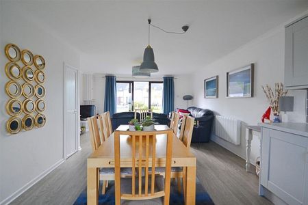 Llansteffan, CARMARTHEN - Photo 3