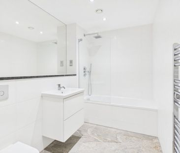 49 Station Road, Gerrards Cross,SL9 - Photo 5