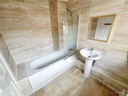 2 bedroom property to rent - Photo 4