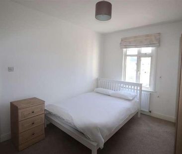 Sandringham Road, Southend-on-sea, SS1 - Photo 2