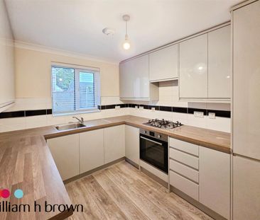 Poplar Close, South Ockendon - Photo 3