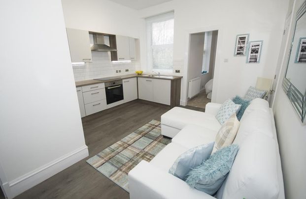 2 bedroom flat to rent - Photo 1