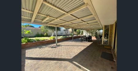 4 x 1 HOME WITH LARGE SHED AND SOLAR! - Photo 5