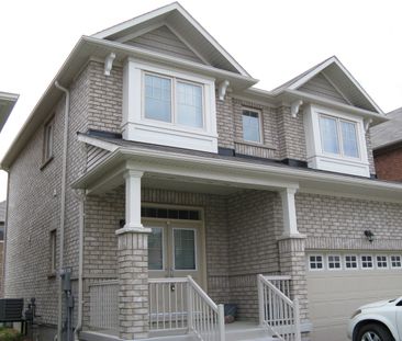 Large Detached 3 BR, 3 Bath, Double Garage House For Rent - Photo 1
