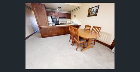 PREMIUM CITY LIVING IN ADELAIDE'S MARKET PRECINCT - Photo 2