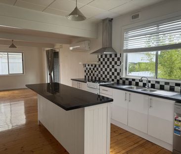 Country Town Living - Photo 6