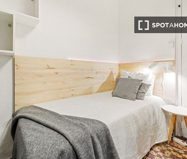 barcelona, Catalonia 08009 - Photo 5