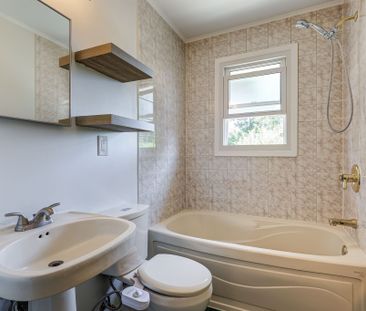 For Lease - 1805 Whitehall Drive, London East, Ontario - Photo 3