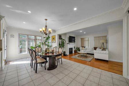 For Lease - 384 Spruce Grove Crescent, Newmarket, Ontario - Photo 5