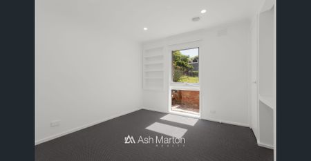 Contemporary Family Living - Photo 2