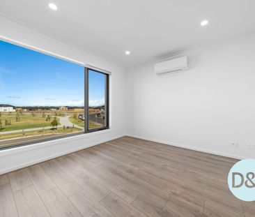 Stylish, Spacious & Low-Maintenance Living - Photo 1