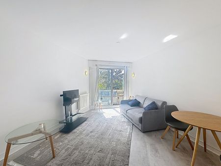 Apartment - Photo 4