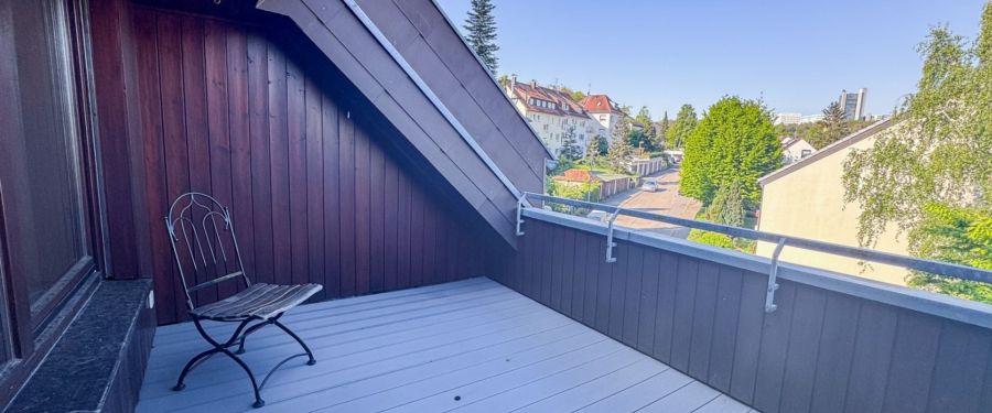 Maisonette-Traum mit zwei Sonnenbalkonen – Stilvolles Wohnen in Stuttgart-Kaltental - Photo 1