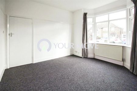 3 bedroom semi-detached house to rent - Photo 4