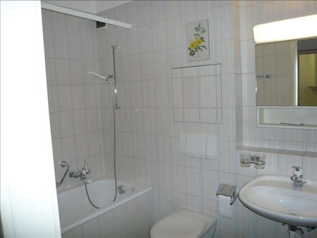 "Quiet, yet central!" - Photo 5