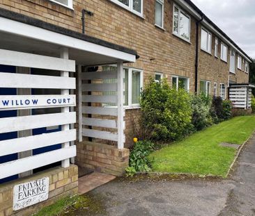 2 bedroom ground floor flat to rent - Photo 2