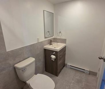 7435 - 7439 Rue de Côme - Photo 1