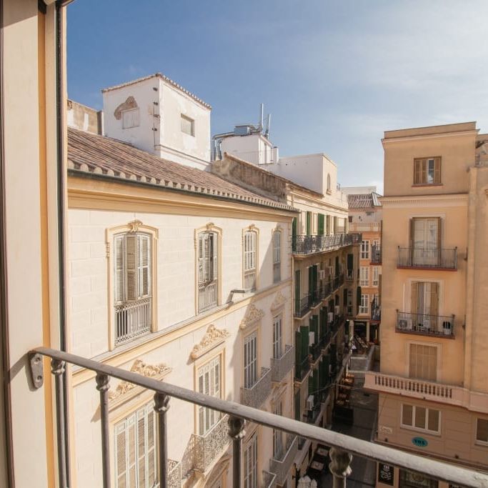 Plaza Marqués del Vado del Maestre, Málaga, Andalusia 29008 - Photo 1