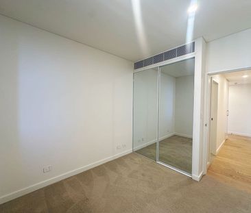 2-BEDROOM LUXURIOUS APARTMENT IN "LEICHHARDT GREEN" - Photo 1