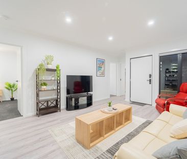 Move In Ready, Fully Furnished Home Steps from Bendigo Health - Photo 3