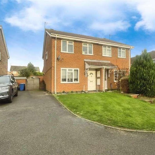 Grace Court, Burton Latimer, Kettering, Northamptonshire, NN15 - Photo 2