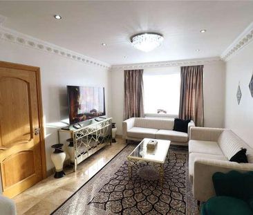 Deanscroft Avenue, London, NW9 - Photo 3