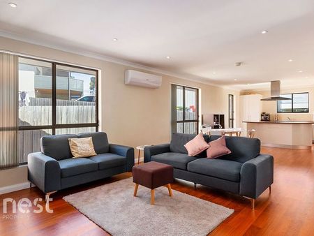 2/12 Bonnett Place MORNINGTON - Photo 2