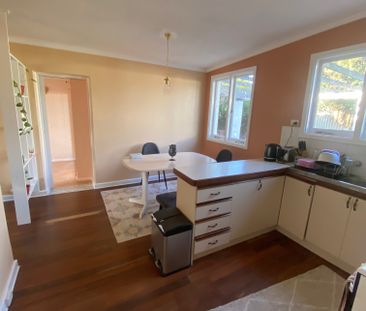 Rockingham - Photo 3