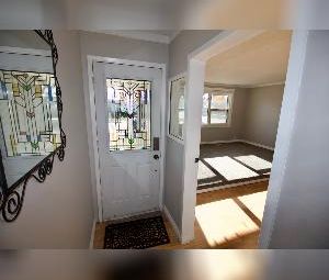 Glen Allan Bungalow For Rent Sherwood Park - Photo 2