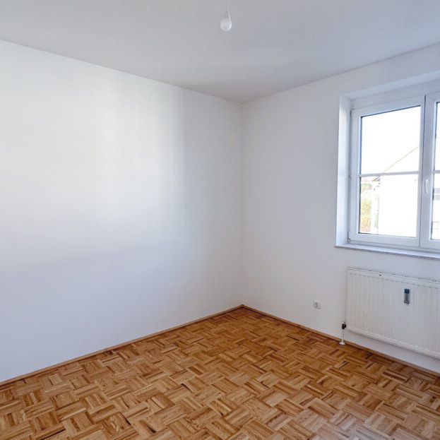 Helle 3-Zimmerwohnung mit Loggia und Abstellplatz im Freien - Photo 1