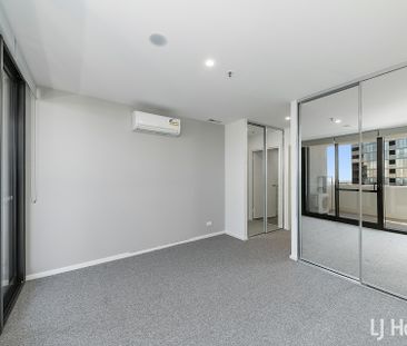 1804/120 Eastern Valley Way, Belconnen ACT - Photo 3