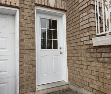 For Lease - 111 James Street Unit# Lower, Bradford West Gwillimbury... - Photo 4