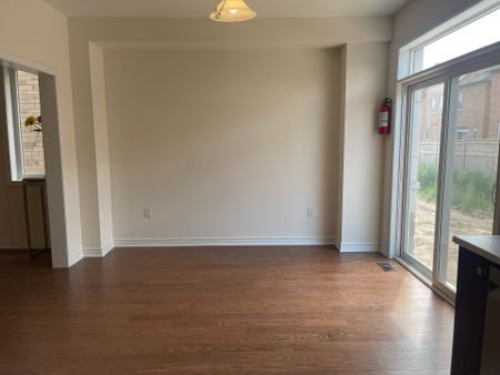 For Lease - 96 Hashmi Place, Brampton, Ontario - Photo 2