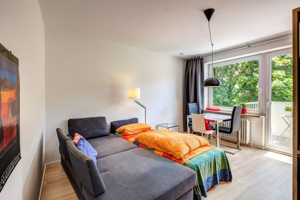 Neuhausen, near Olympiapark: Furnished studio apartment. - Photo 1