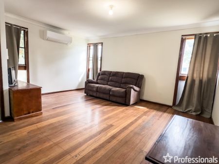 12 Cossa Street, West Tamworth NSW 2340 - Photo 3