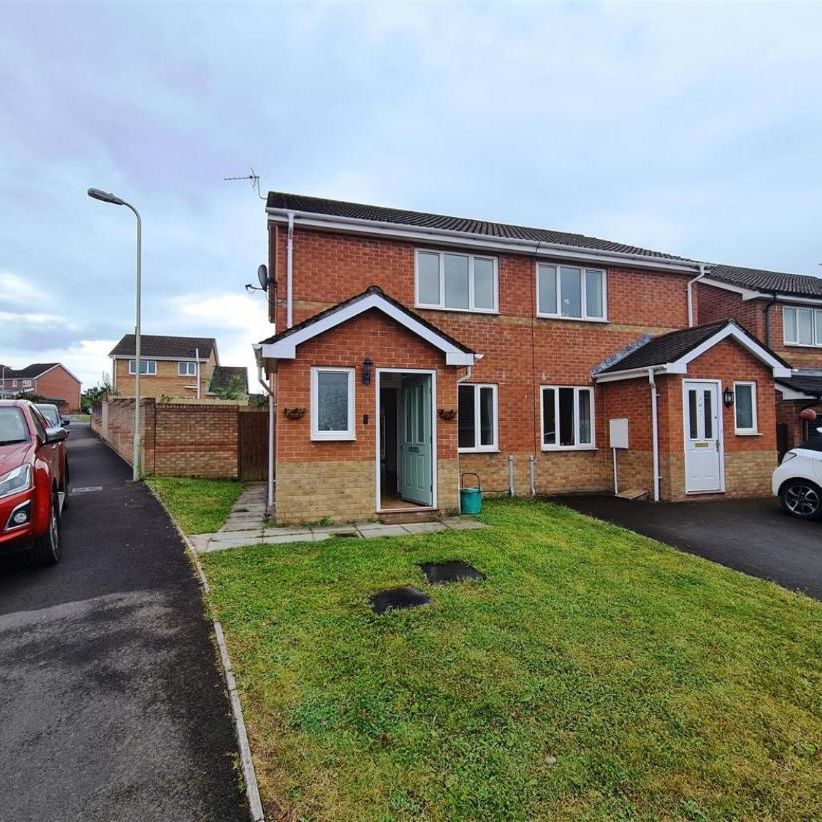 Terry's Way, Llanharan, Pontyclun, CF72 9UJ - Photo 1