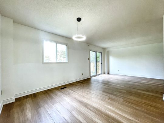 For Lease - 4485 Jenkins Crescent, Mississauga, Ontario - Photo 1