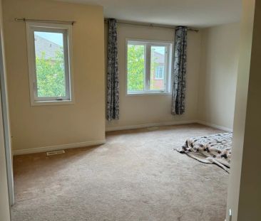 Detached Home For Lease | W9237250 - Photo 5