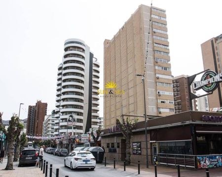 ONE-BEDROOM APARTMENT – BENIDORM - Photo 5