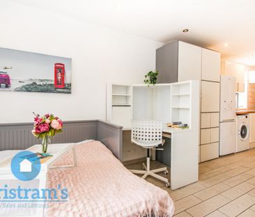 1 bed Flat for Rent - Photo 2