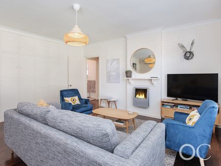 Open the Door To Leafy Living in a Fully Furnished Unley Park Retreat - Photo 3