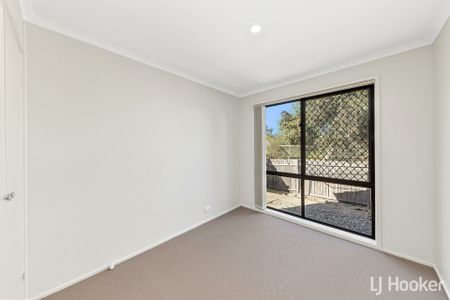 34 Enright Crescent, Florey ACT, Belconnen - Photo 4